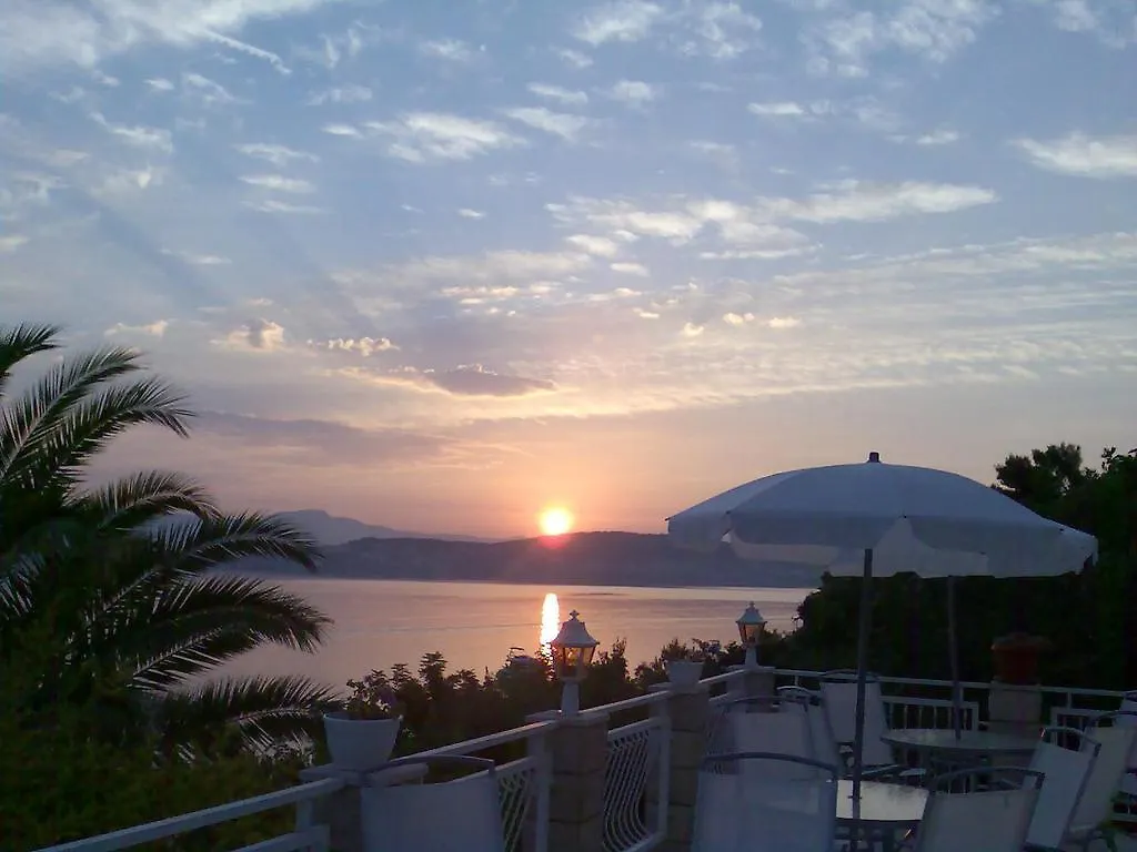 *** Hotel Villa Corona Donji Okrug  Croatie